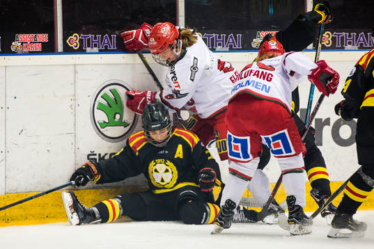 Modos Matilda Elfving och Brynäs Malin Axelsson