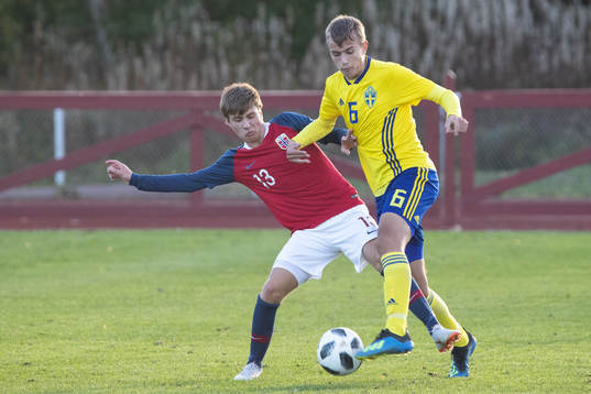 Norges Uranik Seferi och Sveriges Jesper Tolinsson i
