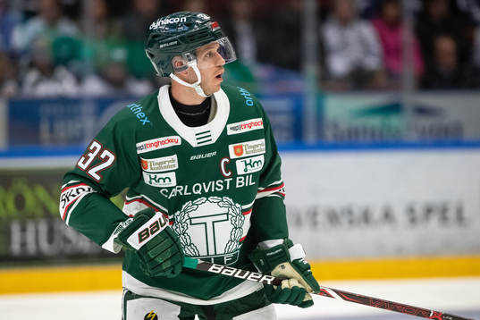 Tingsryds Robin Olsson  i ishockeymatchen i