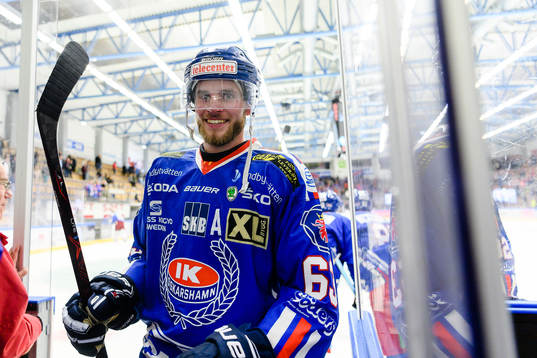 Oskarshamns Robin Söderqvist jublar