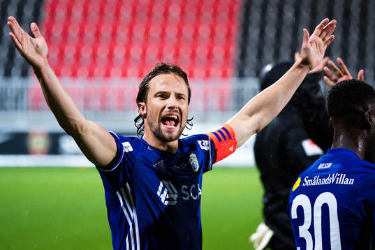 Sundsvalls Linus Hallenius jublar