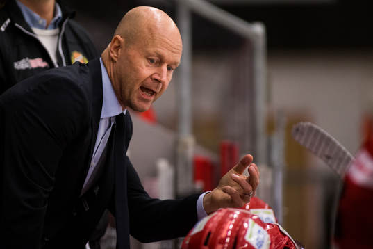 Almtunas tränare Marcus Ragnarsson