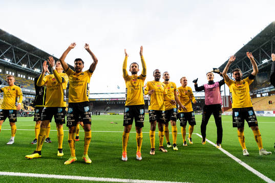 Elfsborgs spelare jublar