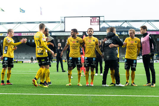Elfsborgs spelare jublar