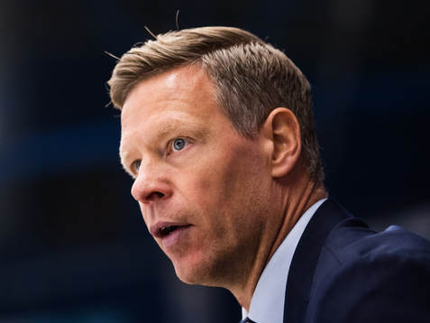 s assisterande tränare Nicklas Rahm