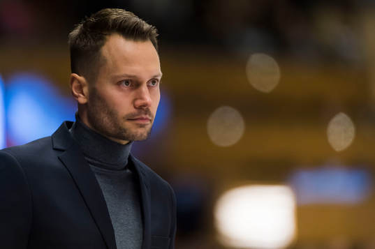 Almtunas tränare Marcus Ragnarsson