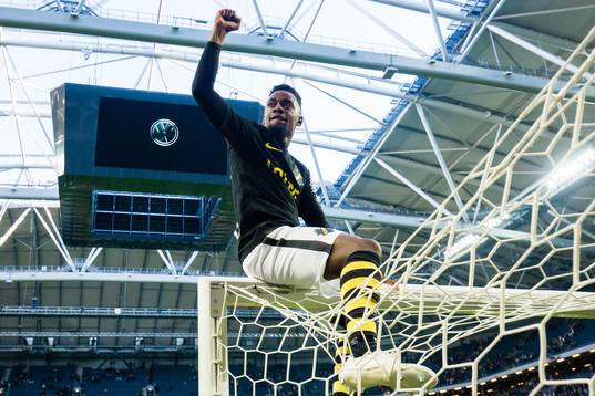 s Heradi Rashidi jublar på målet efter fotbollsmatchen i Allsvenskan mellan AIK och Hammarby den 23 September 2018 i Stockholm. 