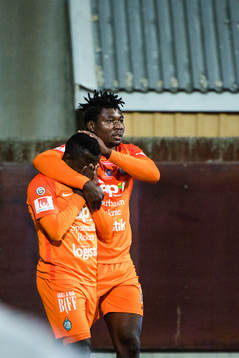 AFC Eskilstunas Ousmane Camara och Onyedikachkwu Samuel