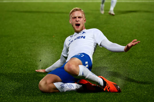 Norrköpings Kalle Holmberg jublar