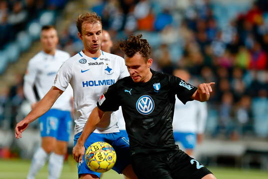 Norrköpings Lars Christian Krogh Gerson och Malmö FFs