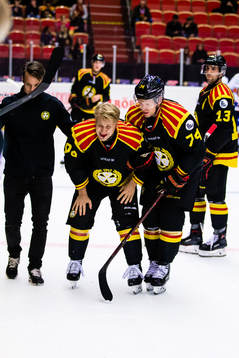 Brynäs Henrik Larsson med en skada