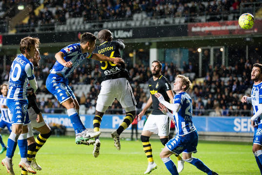 s Henok Goitom nickar in 0-2