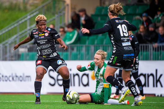 Kristianstads Rita Chikwelu och Hammarbys Olga Ekblom