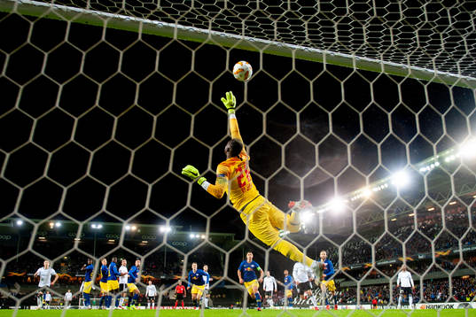 Goalkeeper Yvon Mvogo of RB Leipzig with a save