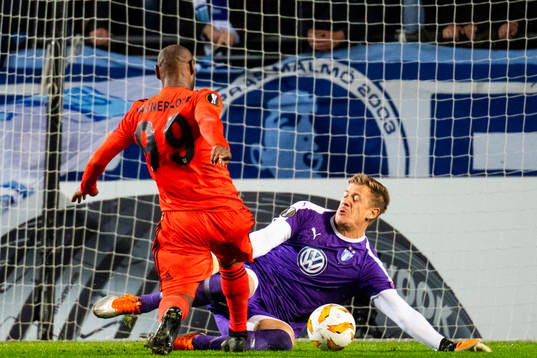 Vagner Silva De Souza Love of Besiktas and goalkeeper Johan