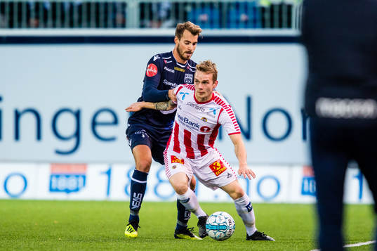 Christoffer Aasbak of Kristiansund and Kent-Are Antonsen of