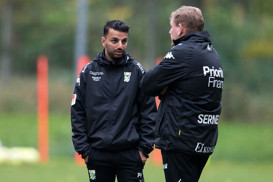 IFK Göteborgs tränare Poya Asbaghi och assisterande