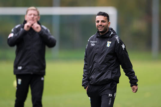 IFK Göteborgs tränare Poya Asbaghi och assisterande