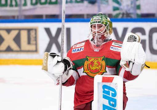 Moras målvakt Isak Wallin jublar