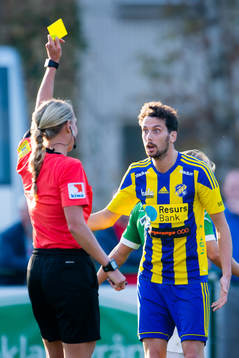 Domare Tess Olofsson varnar Eskilsminnes  Filip Egger