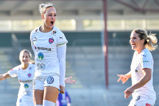 Bla gjennom flere bilder av Fotboll, Damallsvenskan, Rosengård - Hammarby