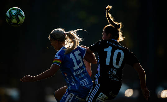IFK Kalmars Elsa Karlsson och Piteås Andrea Norheim