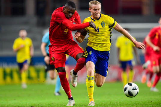 Nany Dimata of Belgium and Franz Brorsson of Sweden