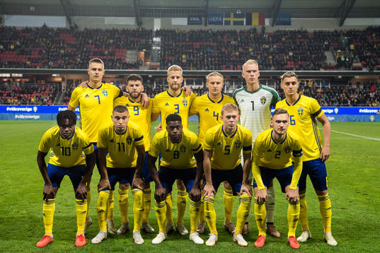 Starting eleven of Sweden, top row from the left, Mattias