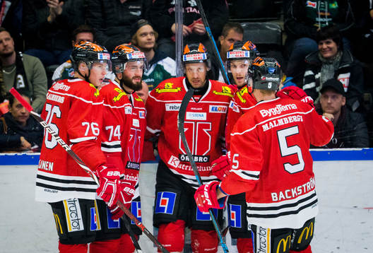 Örebros Marcus Weinstock gör 3-4 och jublar med Jere