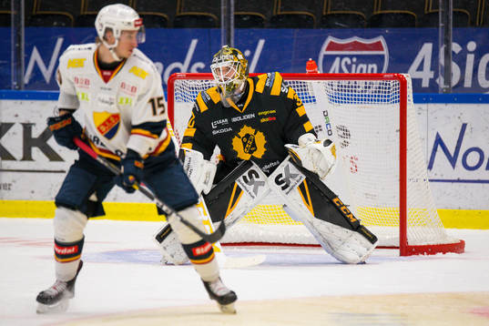 Skellefteås målvakt Gustaf Lindvall