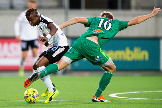 Örebros Kennedy Igboananike och Dalkurds Markus