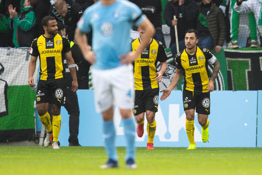 Hammarbys Jiloan Hamad jublar efter  0-1