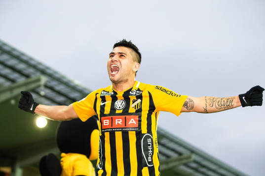 Häckens Paulinho jublar