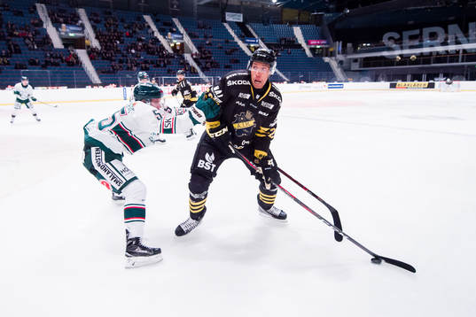 s Oscar Nord och Tingsryds Niklas Enberg