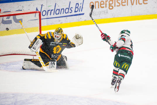 Frölundas Ryan Lasch jublar