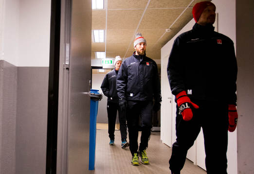 Örebros Kalle Olsson, målvakt Stefan Steen och Marcus