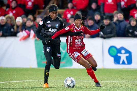 Växjös Osinachi Marvis Ohale och Piteås Madelen Janogy