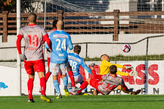 Sindre Mauritz-Hansen of Strømmen scores 2-0 behind Bjørnar Holmvik and goalkeeper Nicklas Frenderup of Sandnes Ulf during the OBOS-ligaen match between Strømmen and Sandnes Ulf on October 28, 2018 in Strømmen. 

