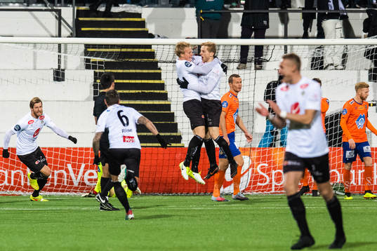 Players of Sogndal celebrate 1-0
