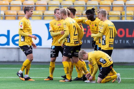 Elfsborgs spelare jublar efter att Musa M'Benga gjort 1-0