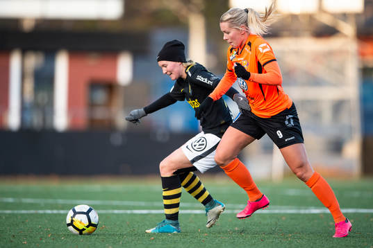 s Linnéa Eriksson under fotbollsmatchen i Elitettan mellan AIK och Kungsbacka den 28 oktober 2018 i Stockholm.