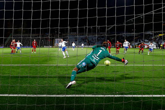 Norrköpings Lars Christian Krogh Gerson gör mål 3-1 på