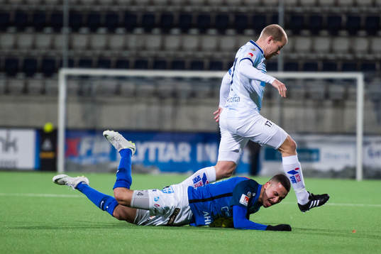 Gefles Jonas Lantto och Norrbys Abdelrahman Saidi