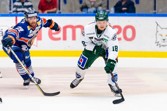 Färjestads Axel Ottosson och Växjös Arvid Lundberg