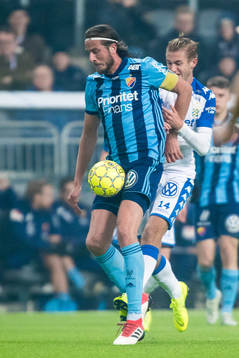 Djurgårdens Jonas Olsson och IFK Göteborgs Benjamin Nygren
