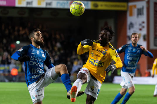 Norrbys Jasen Khayat och Falkenbergs Chisom Egbuchunam