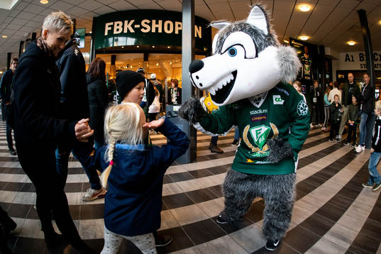 Färjestads maskot Ture Varg