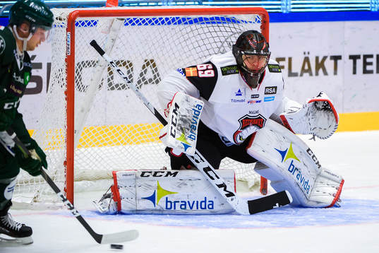 Färjestads Marcus Nilsson och Malmö Redhawks målvakt