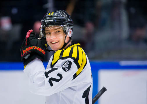Brynäs målskytt Samuel Asklöf är glad