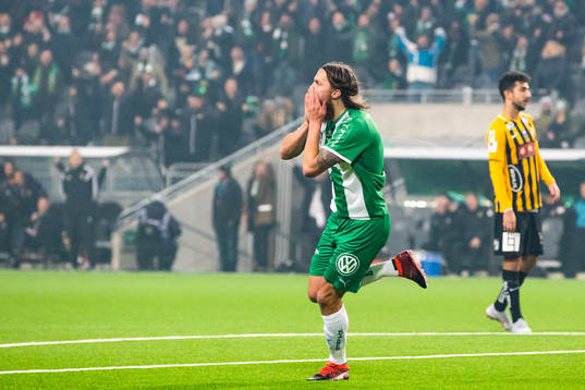 Hammarbys Björn Paulsen jublar